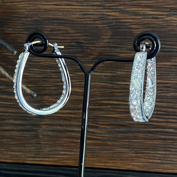 Fifth Avenue Jewelry - Fifth Avenue Gun Metal Oval Crystal Earrings NWT